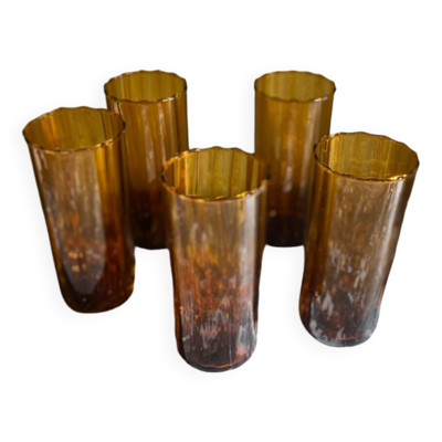 5 verres ambrés