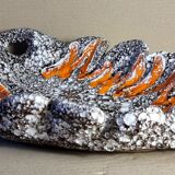 Large Vallauris leaf cutter in fat lava