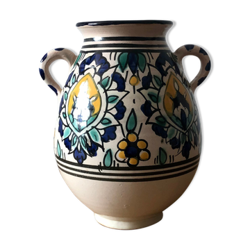 Tunisian vase