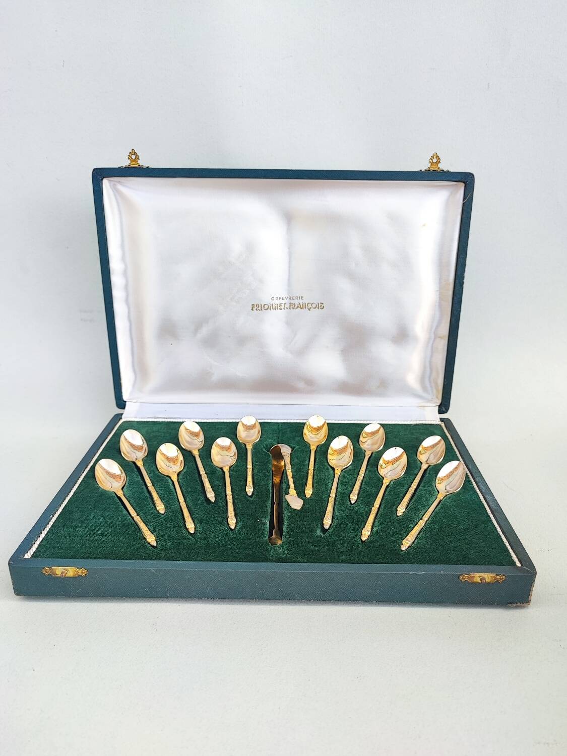 12 gilt metal teaspoons
