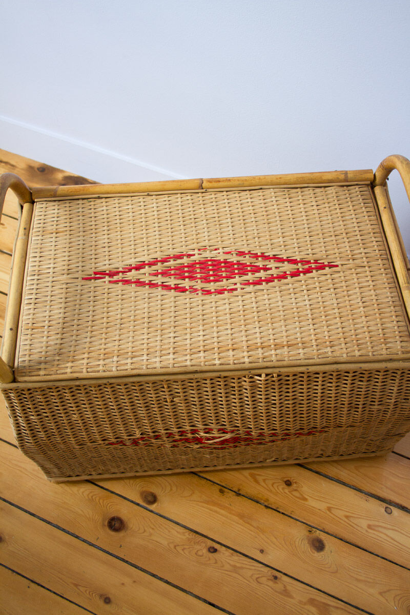 Rattan toy box