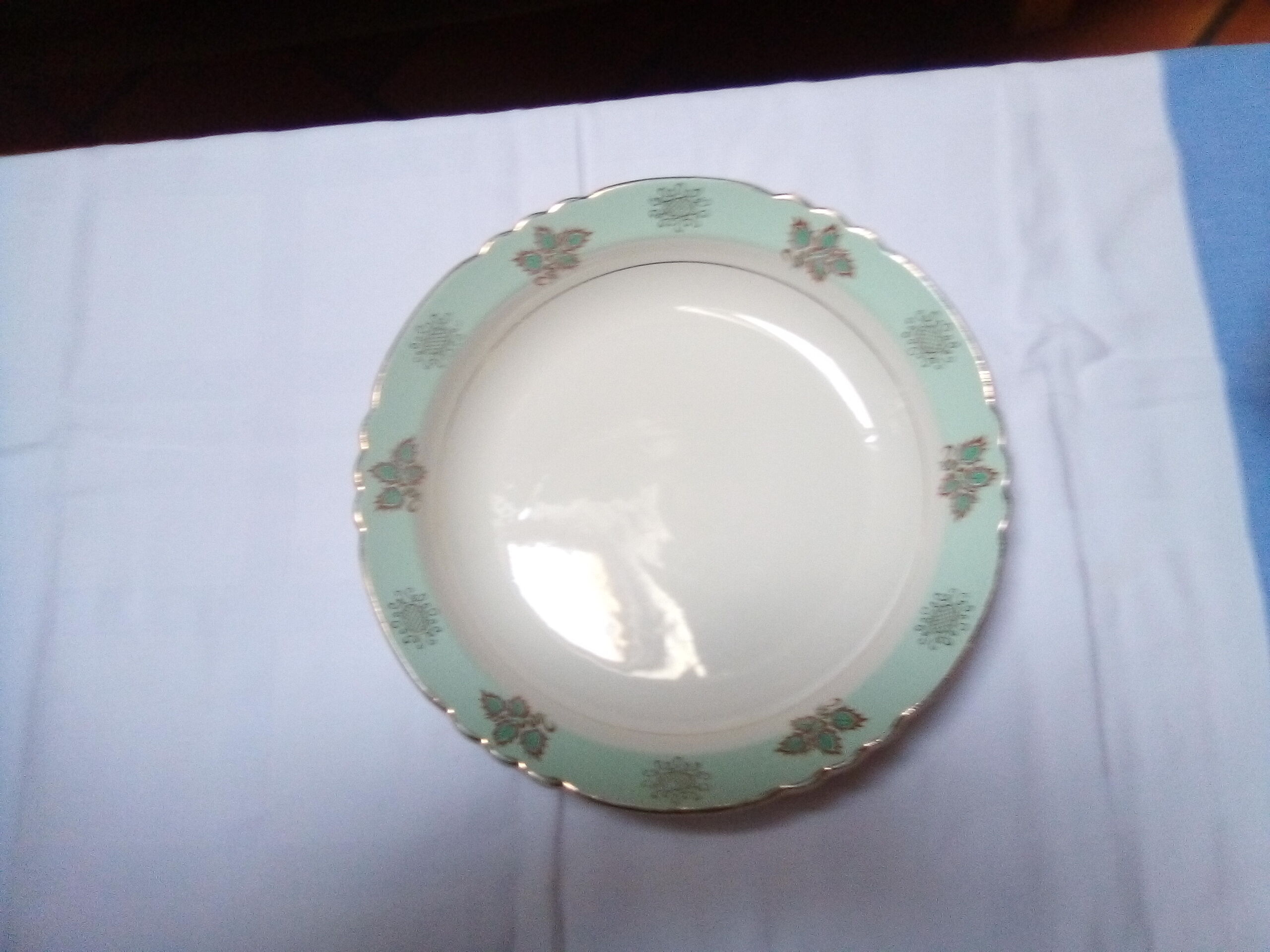 Lot of 2 old dishes Mill of Wolves