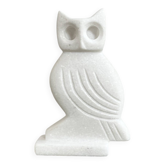 Owl paperweight statuette