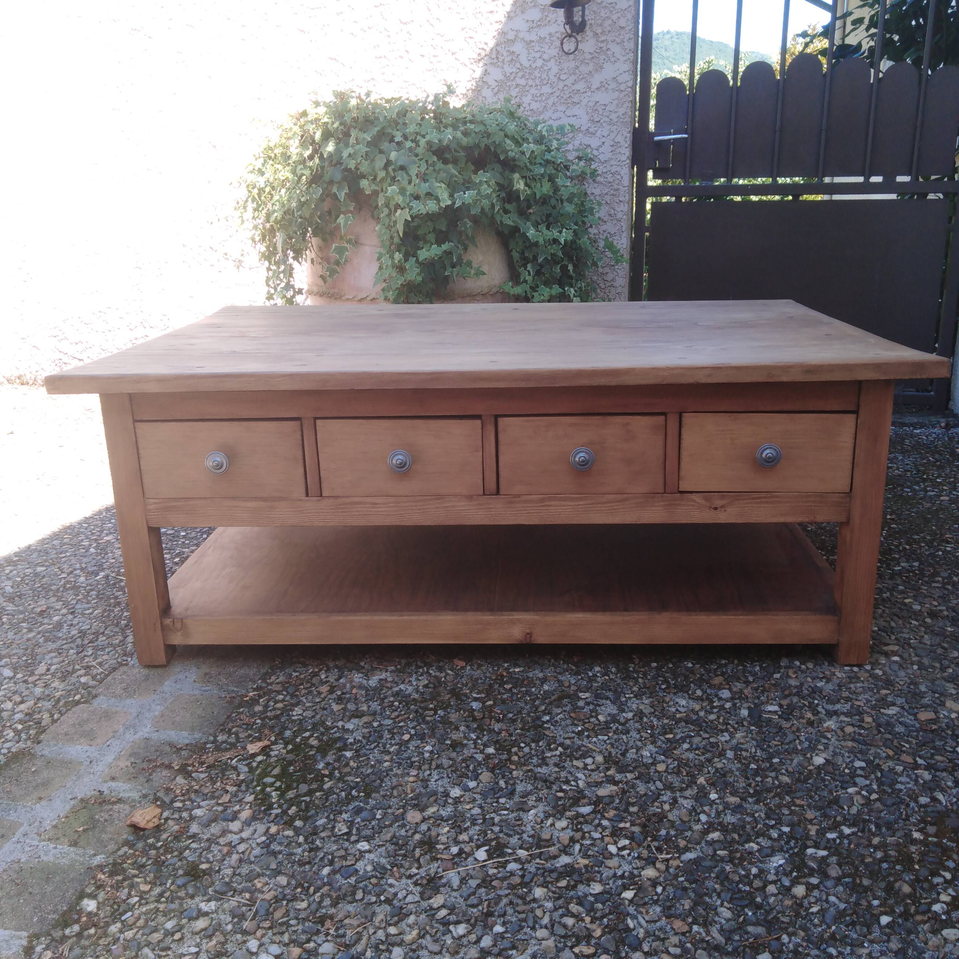 Table basse de ferme