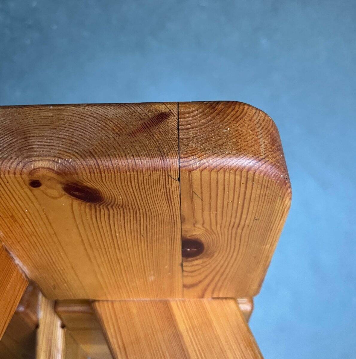Mid-century modern Apila stool in pine attributed to Rauni Peippo, Finland, 1960s.