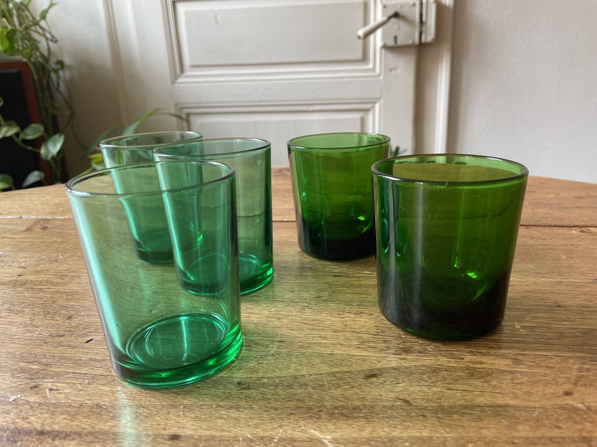 Lot of 5 vintage green glasses - Lesieur et Lever oil