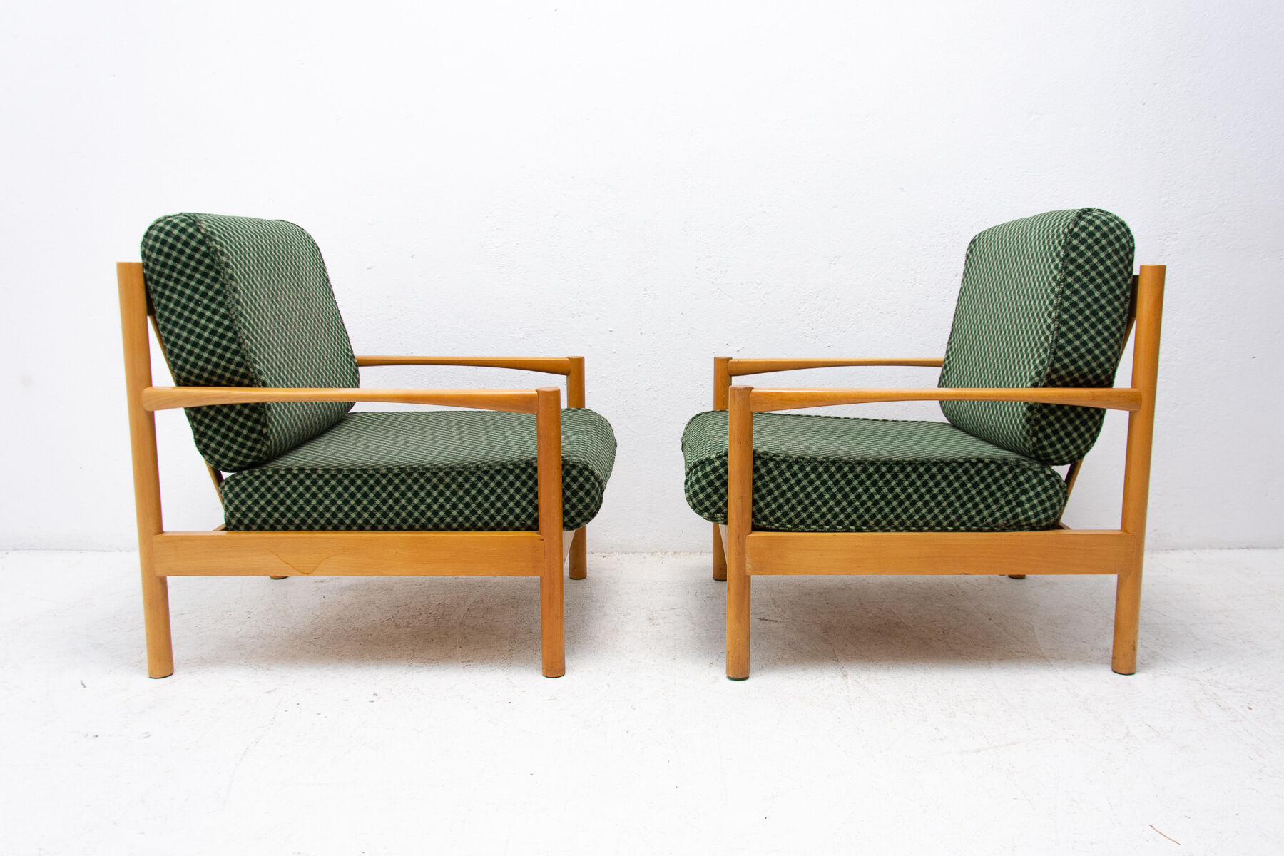 A pair of mid century Scandinavian style armchairs, 1970´s