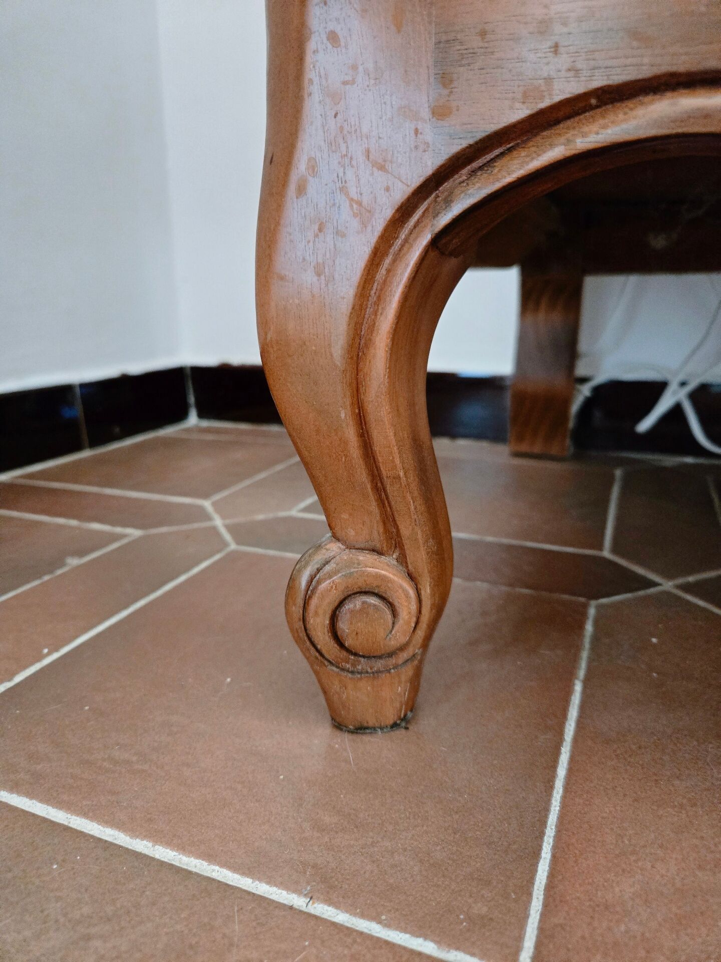 Small sideboard / Walnut sideboard in Louis XV style