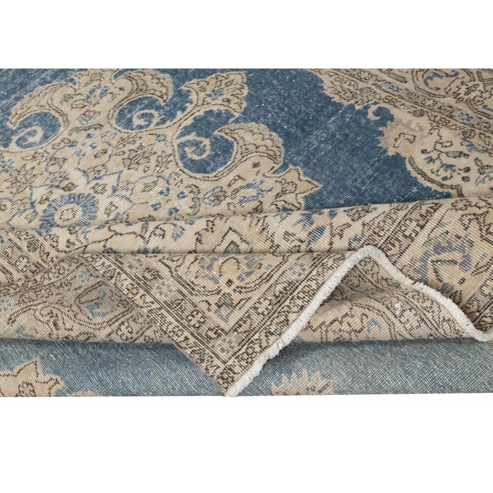 Vintage Turkish Rug. Hand-Knotted Wool Area Carpet with Medallion Motif