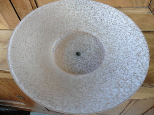 Coupe de suspension en Clichy rose et blanc 1950