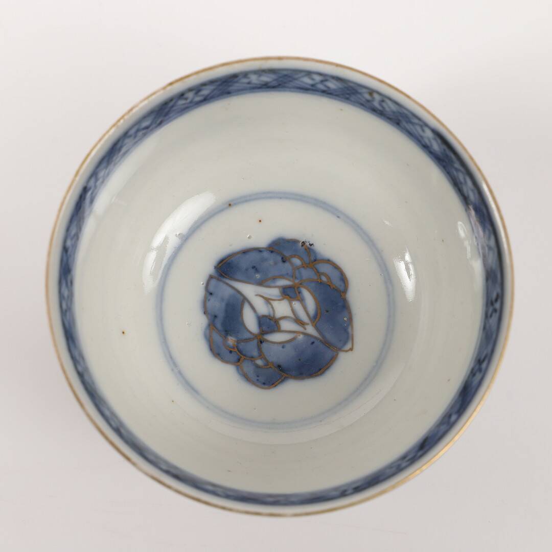 4 bowls with lid Japan