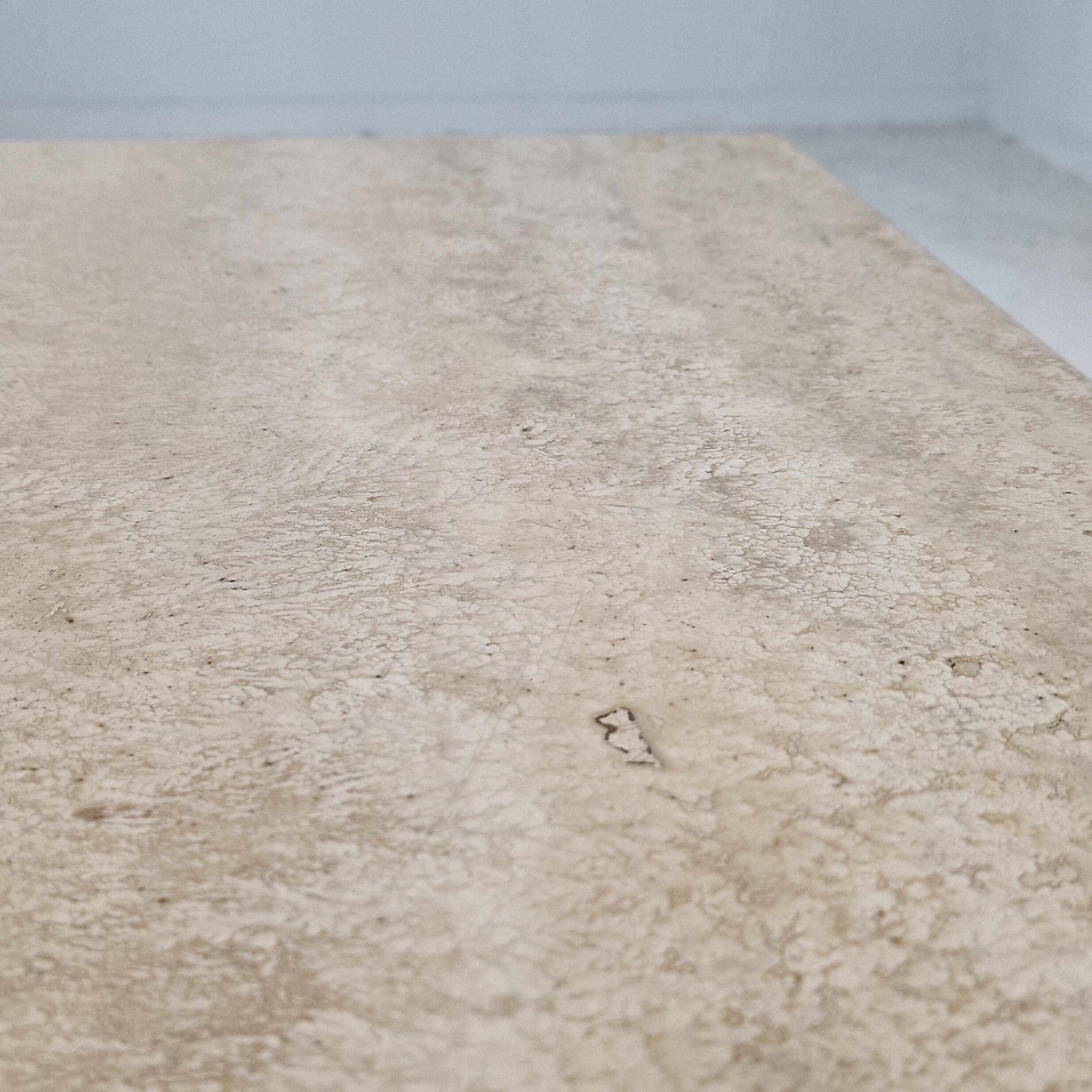 Italian coffee table in travertine, 1980s