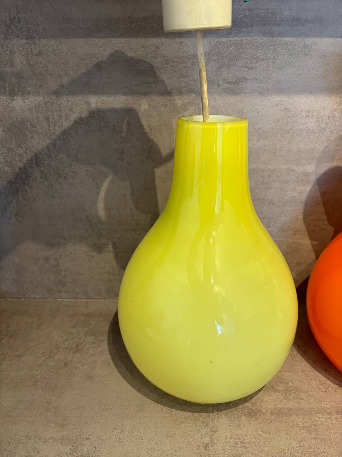 Suspensions x 2 - vintage in opaline - 70s