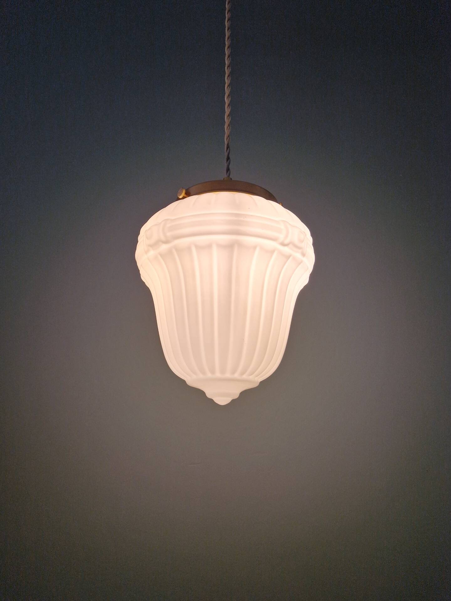 Art Deco suspension in pressed white glass, 1920s-30s.