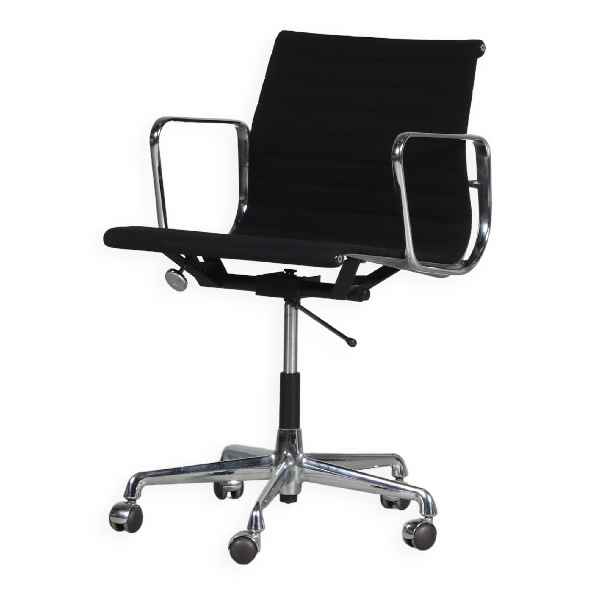 1970s “EA117” Desk chair by Charles & Ray Eames for Herman Miller, USA