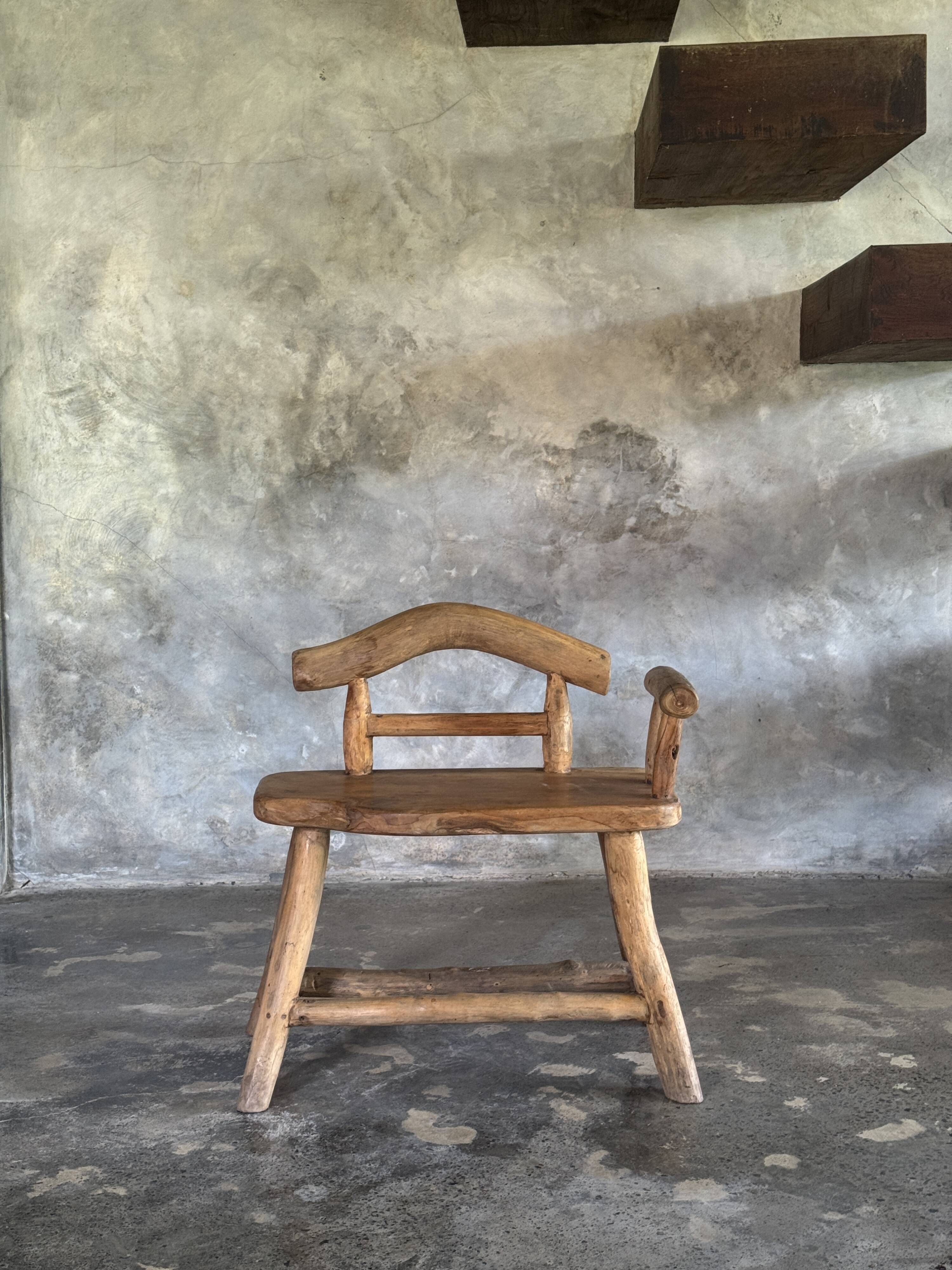Small brutalist bench with backrest and armrests in Asian blonde teak H67 L6