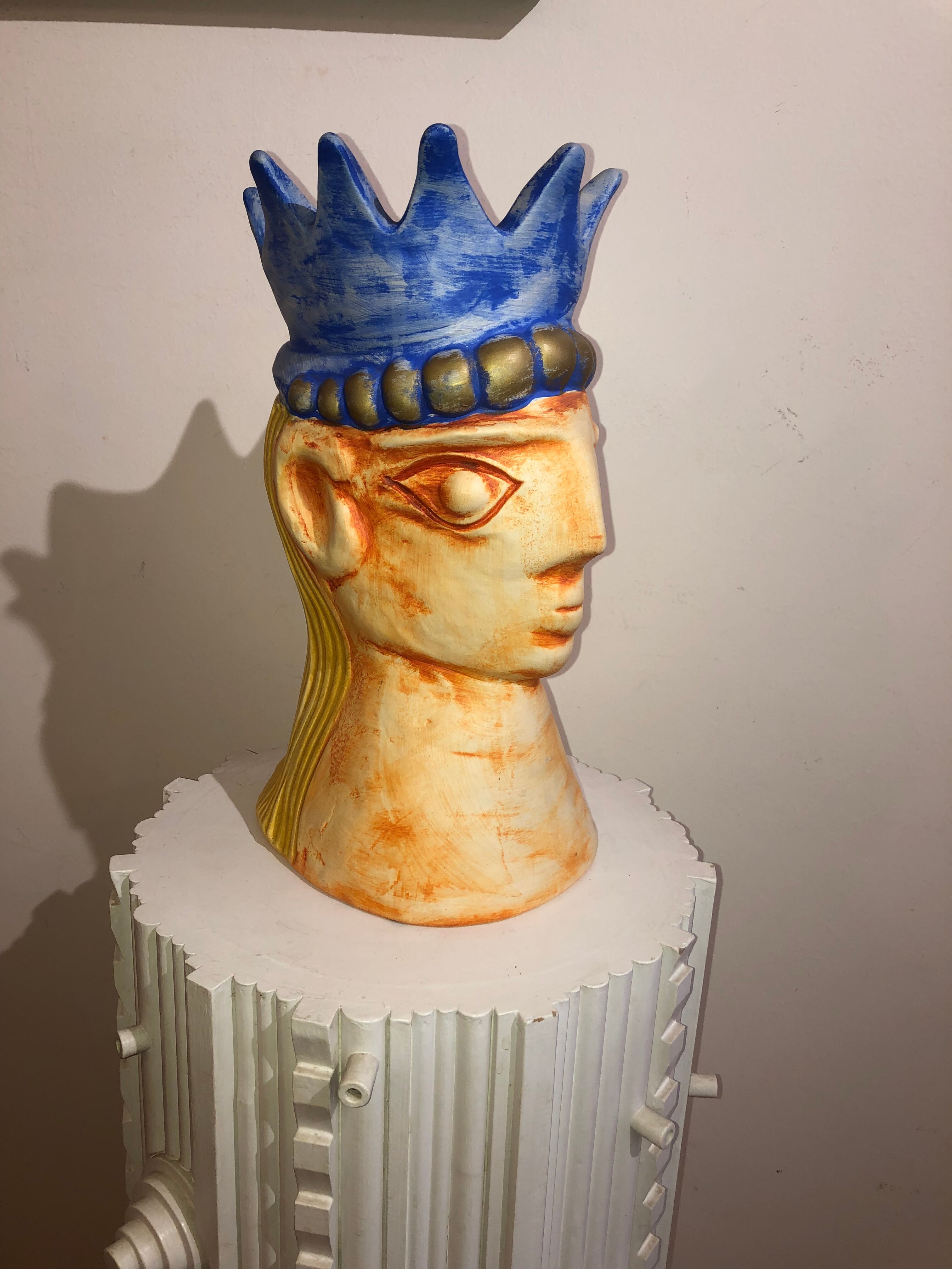 Vase head of a king Saint Clement