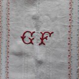 Grande nappe rouge et blanc 1m95x2m85 et ses 12 serviettes monogrammées "gf"