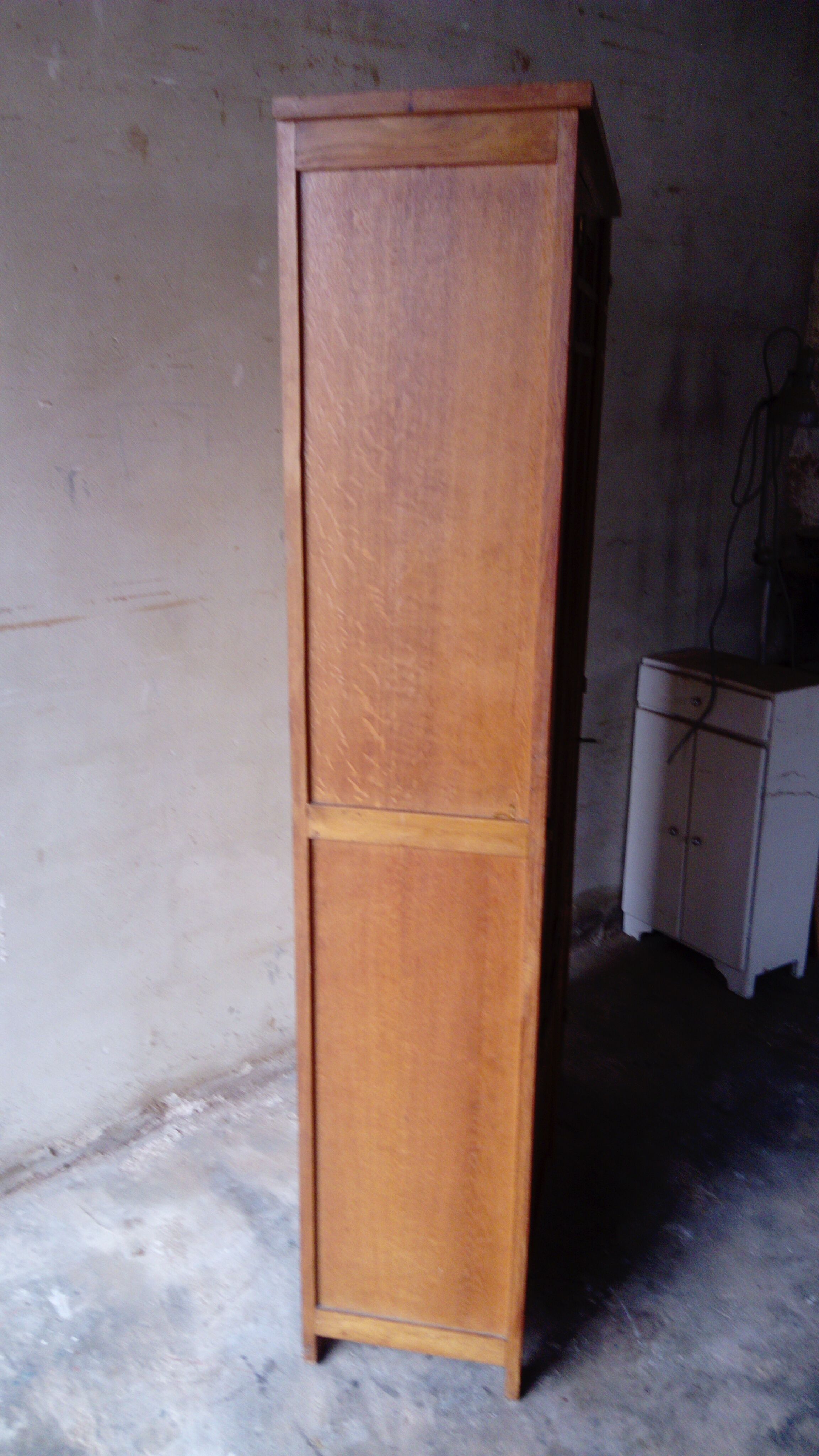 vintage showcase cabinet