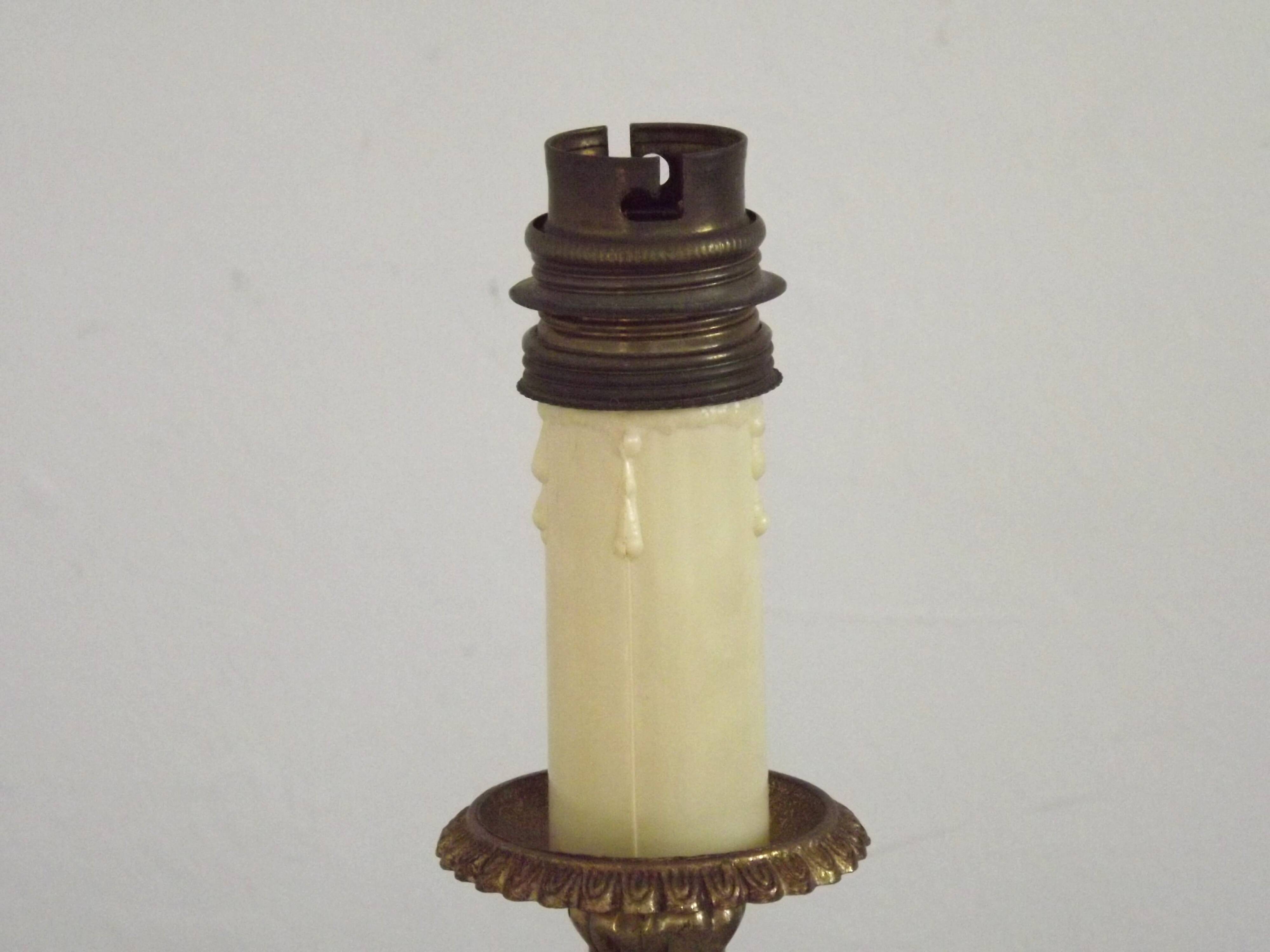 French Vintage Brass Table Lamp With Cream Fringed Shade 5567