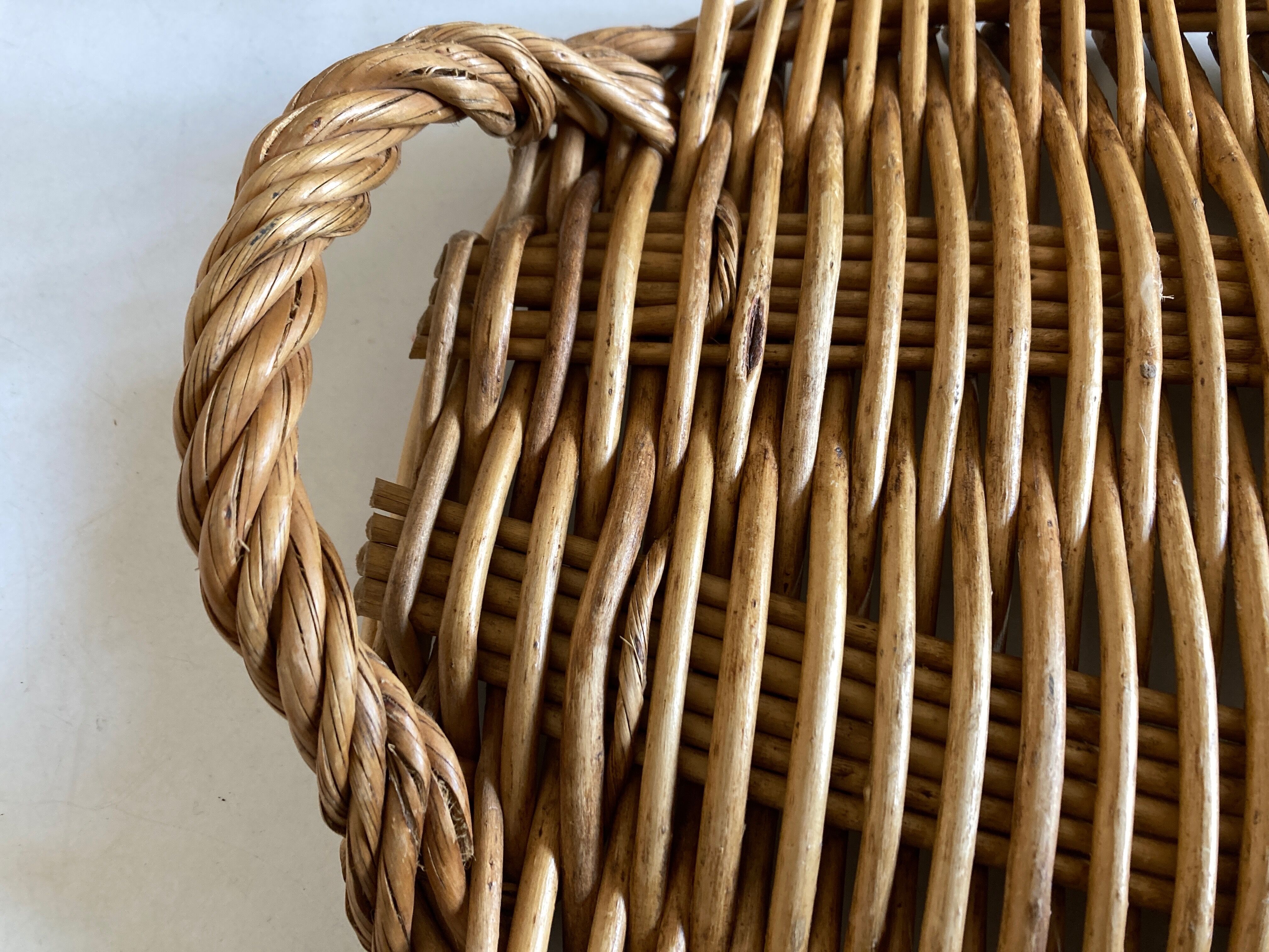 Wicker top 1960