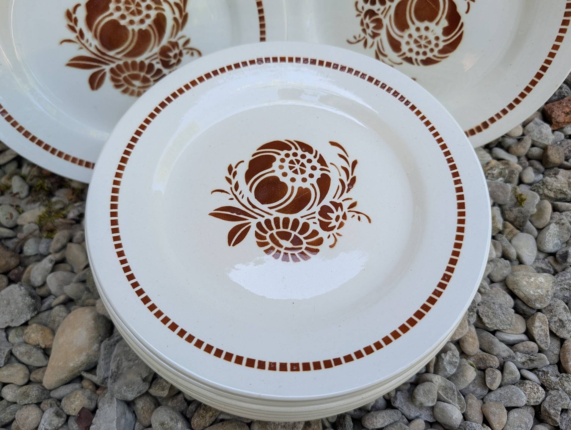 Saint-Amand flat plates Moulin des Loups 1950s