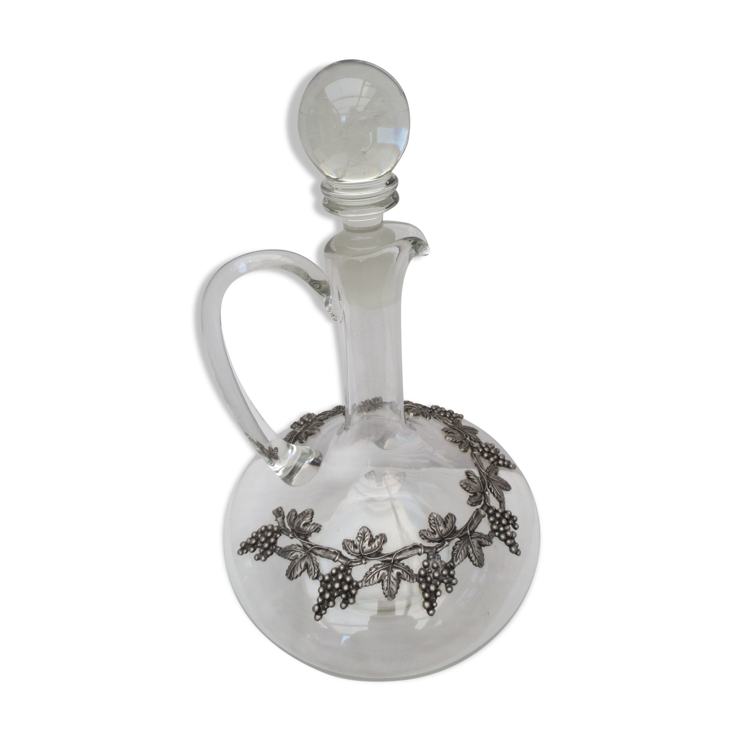 decanter, decorated with tin with cove