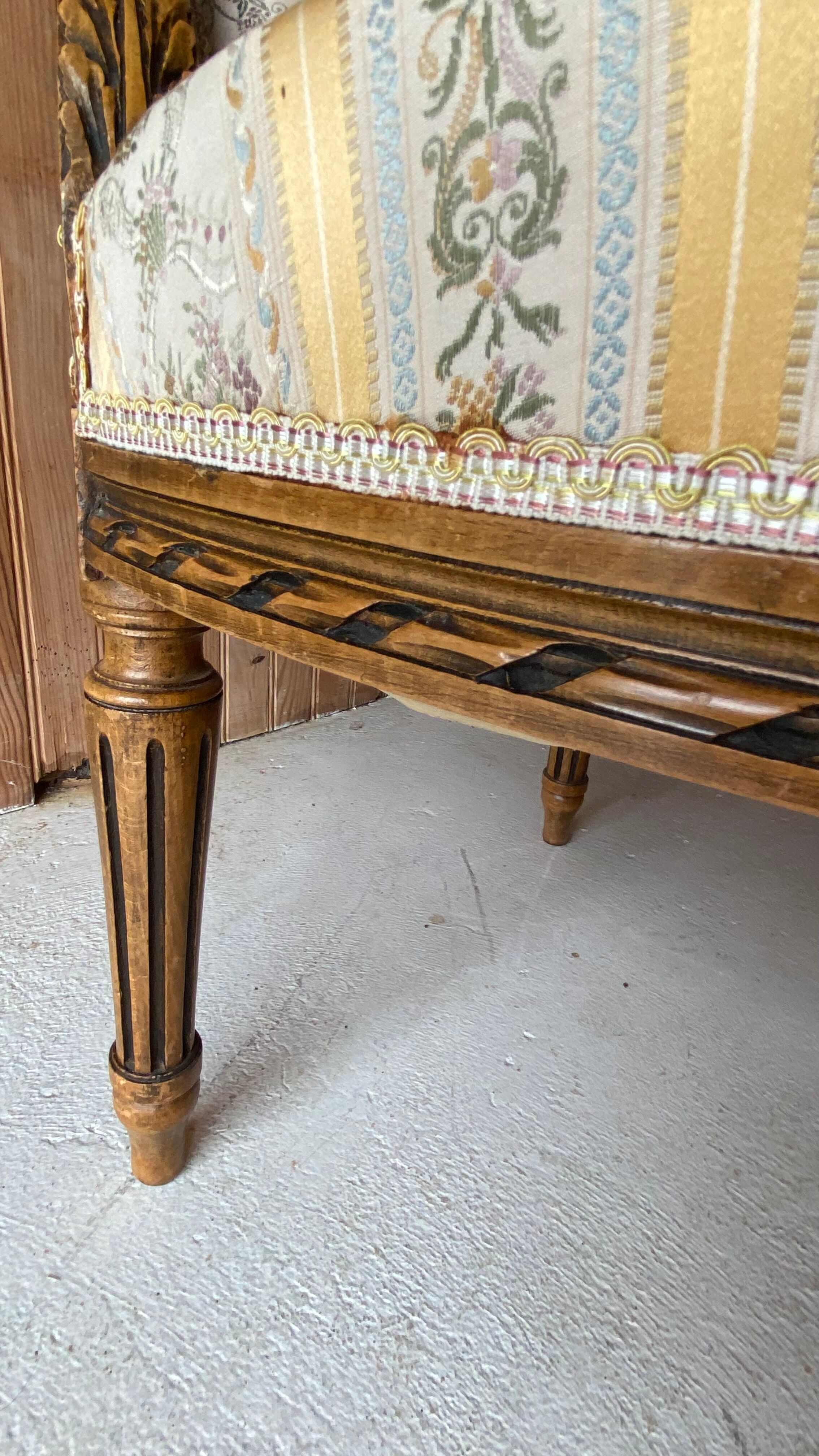 Salon soie et bois style Louis XV