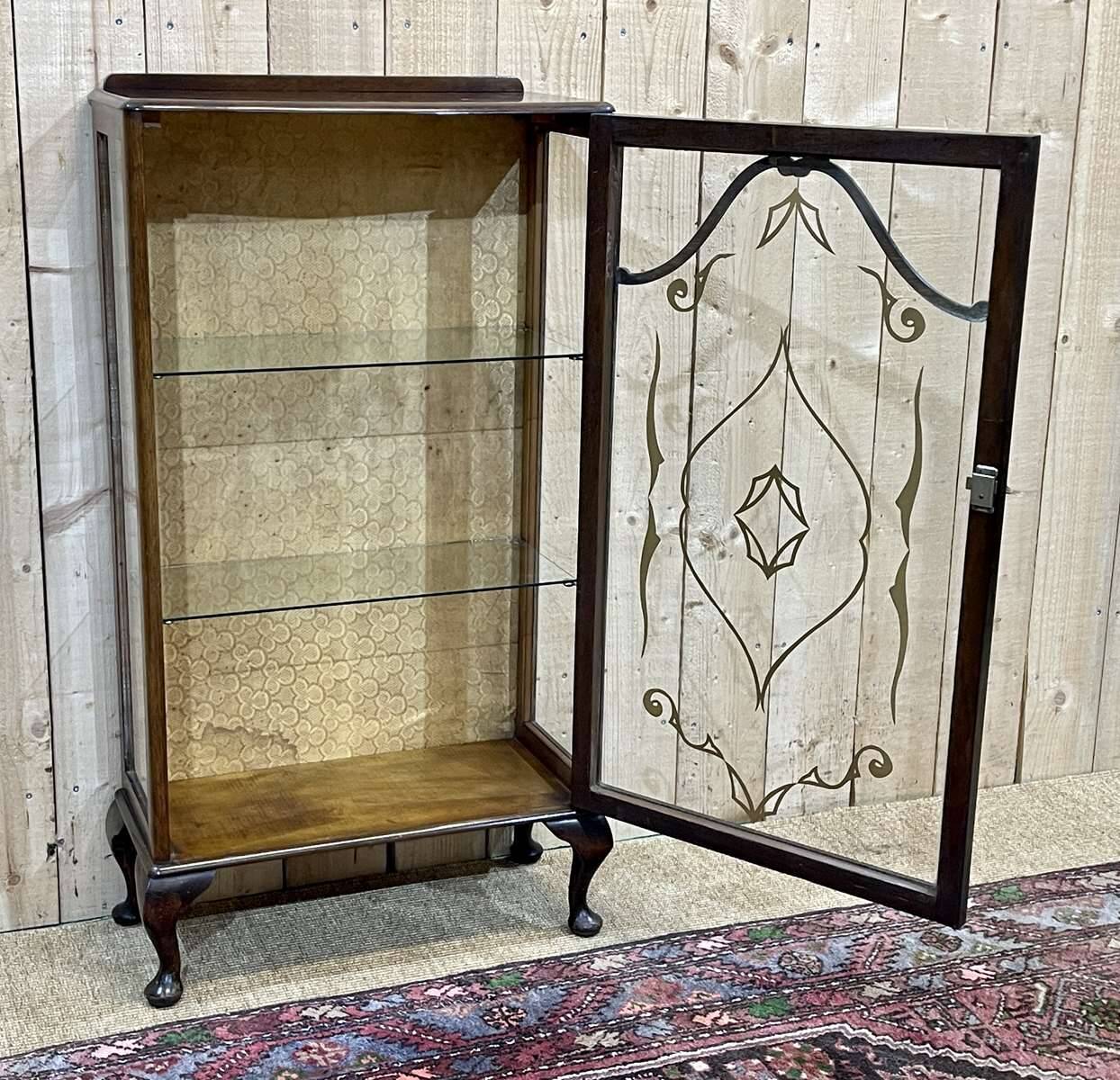 English mahogany display cabinet from the 1950s