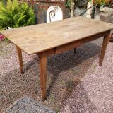 Farm table