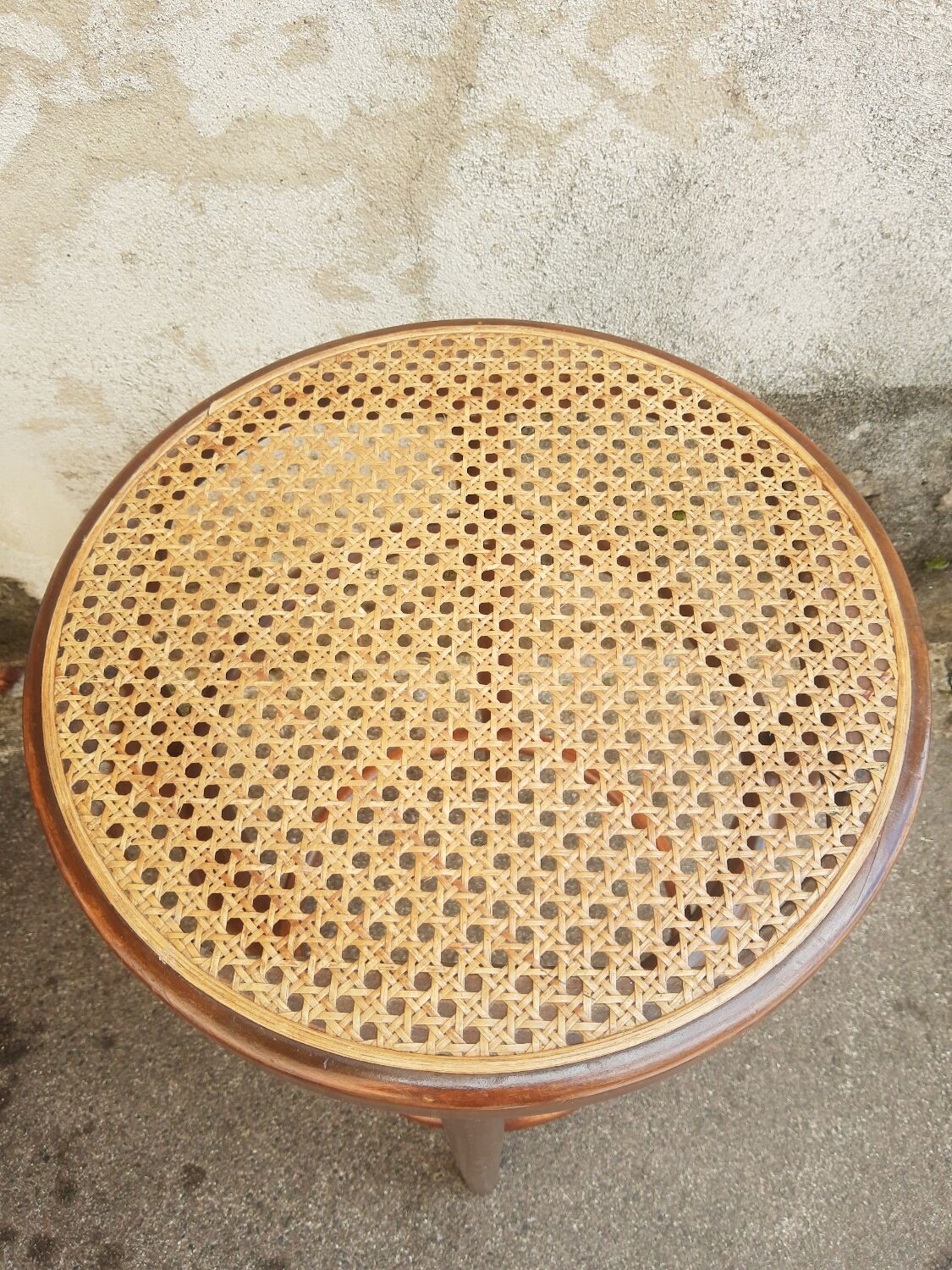 Wooden stool and vintage canning