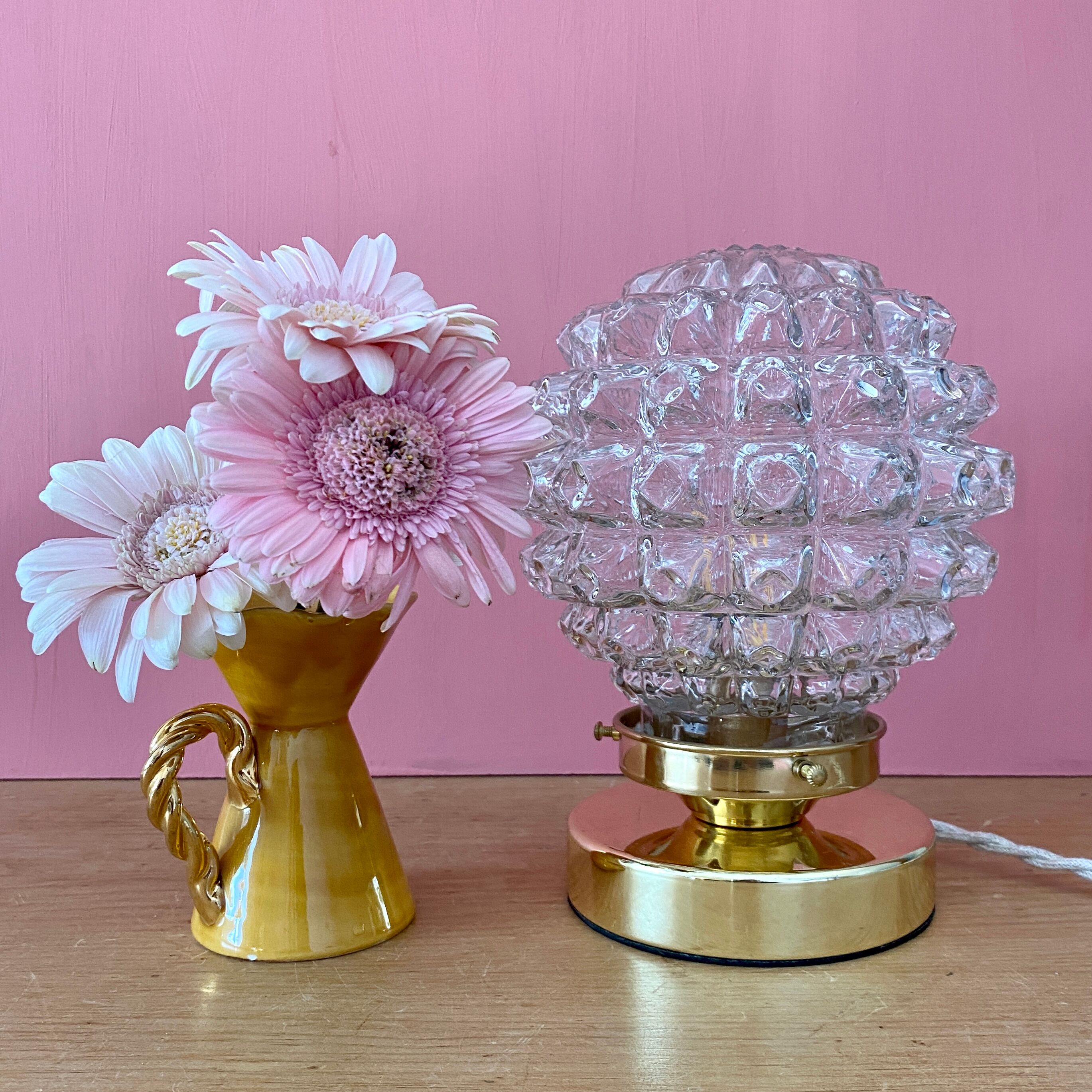 Vintage globe table lamp in molded glass