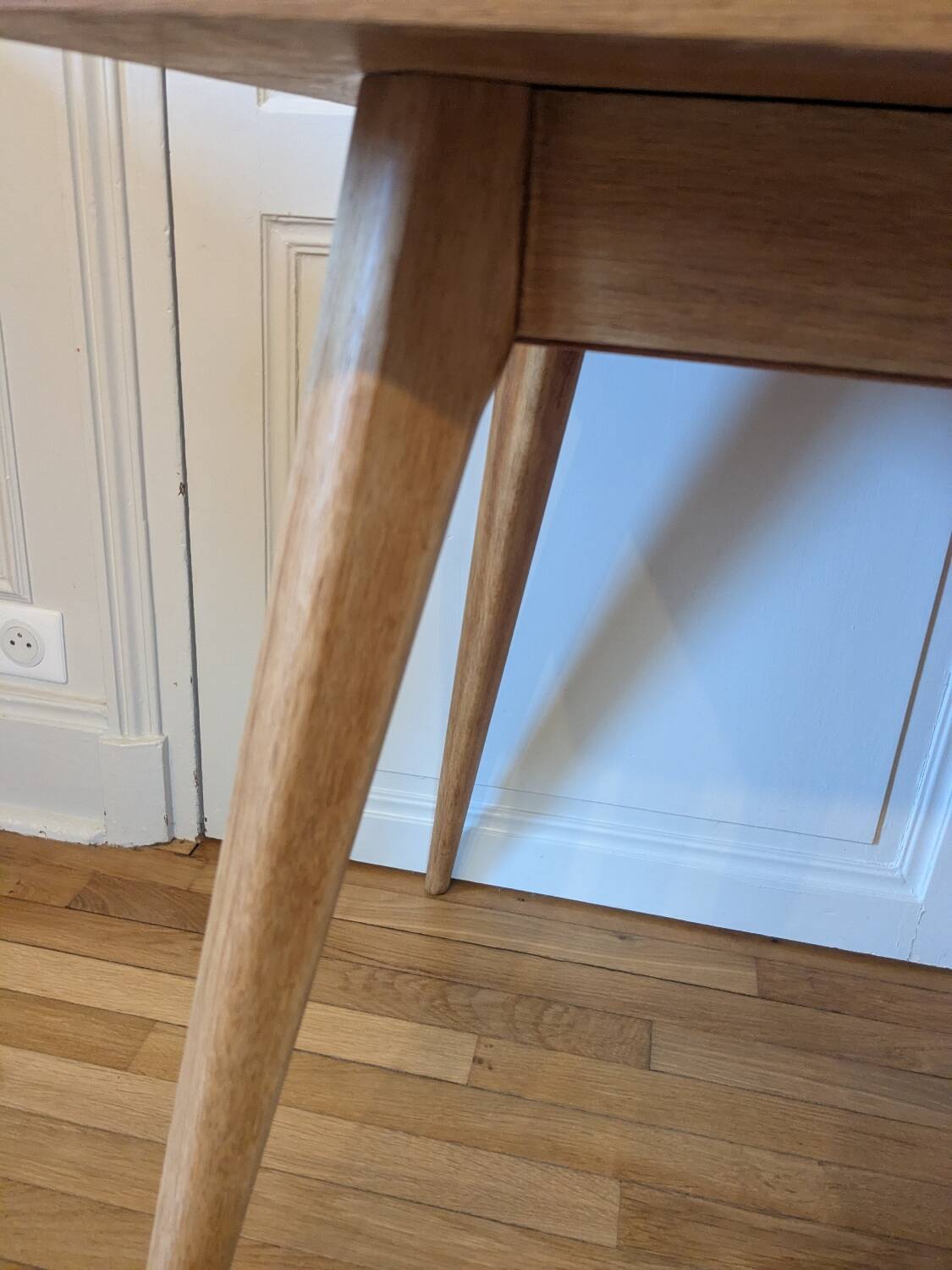 Vintage extendable table