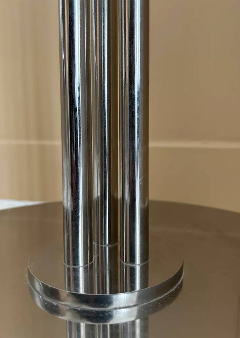 Lampadaire vintage moderniste « modèle 44 » Perzel métal chromé et verre sablé