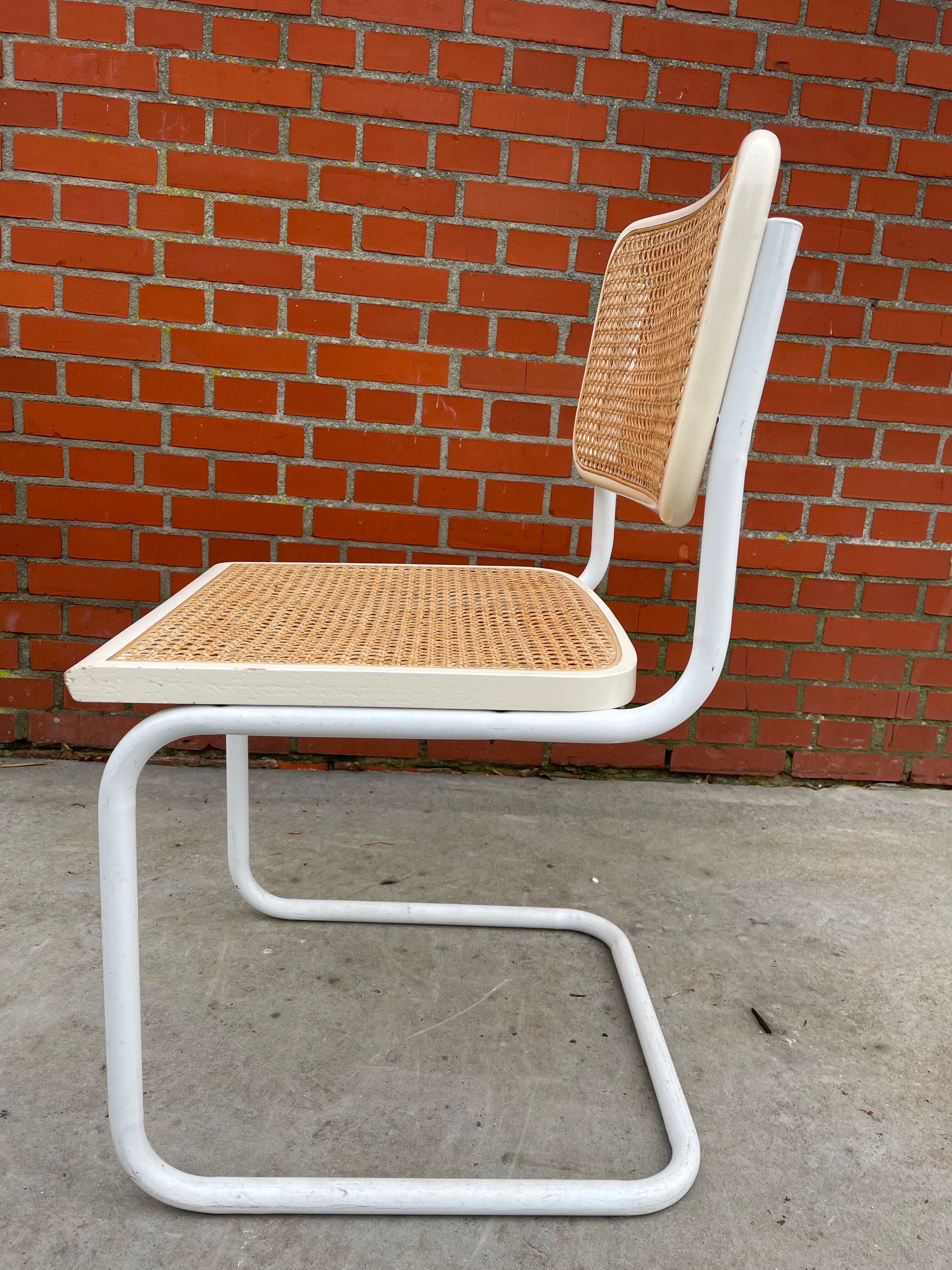 Cesca design chair b32 model white