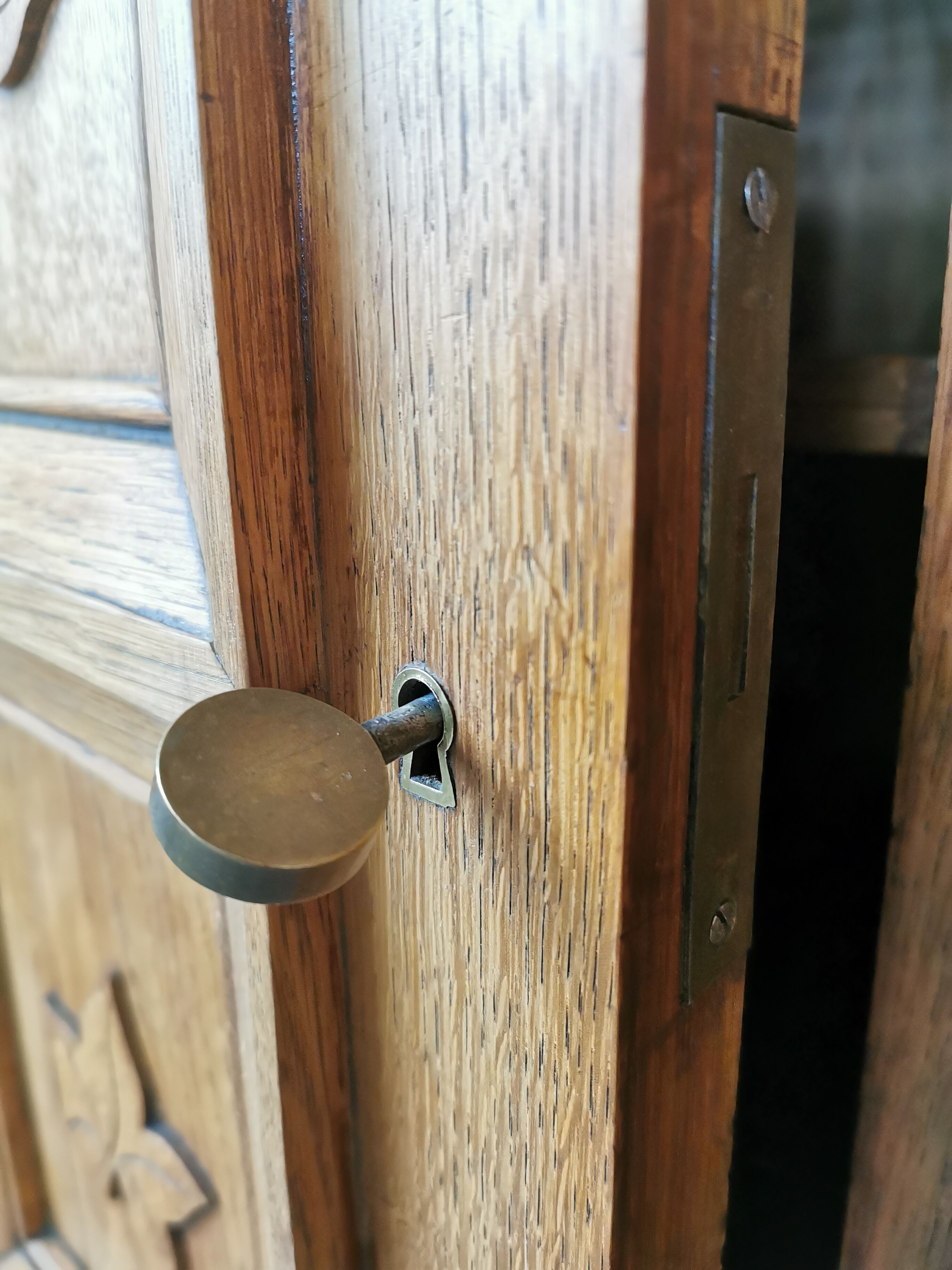 Solid oak sideboard from the 40s