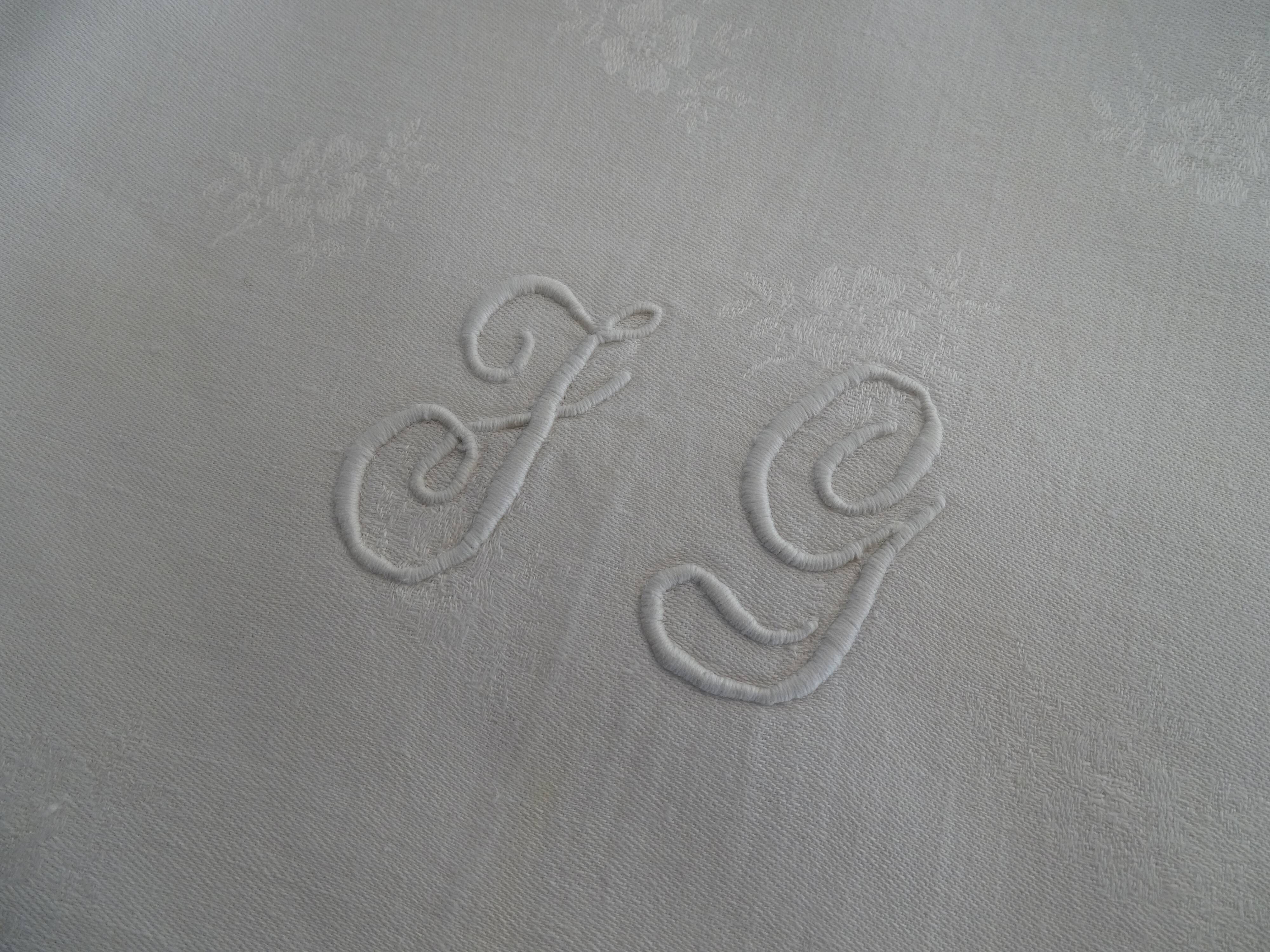 Lot de 10 serviettes de table brodées coton damassé monogramme J.G
