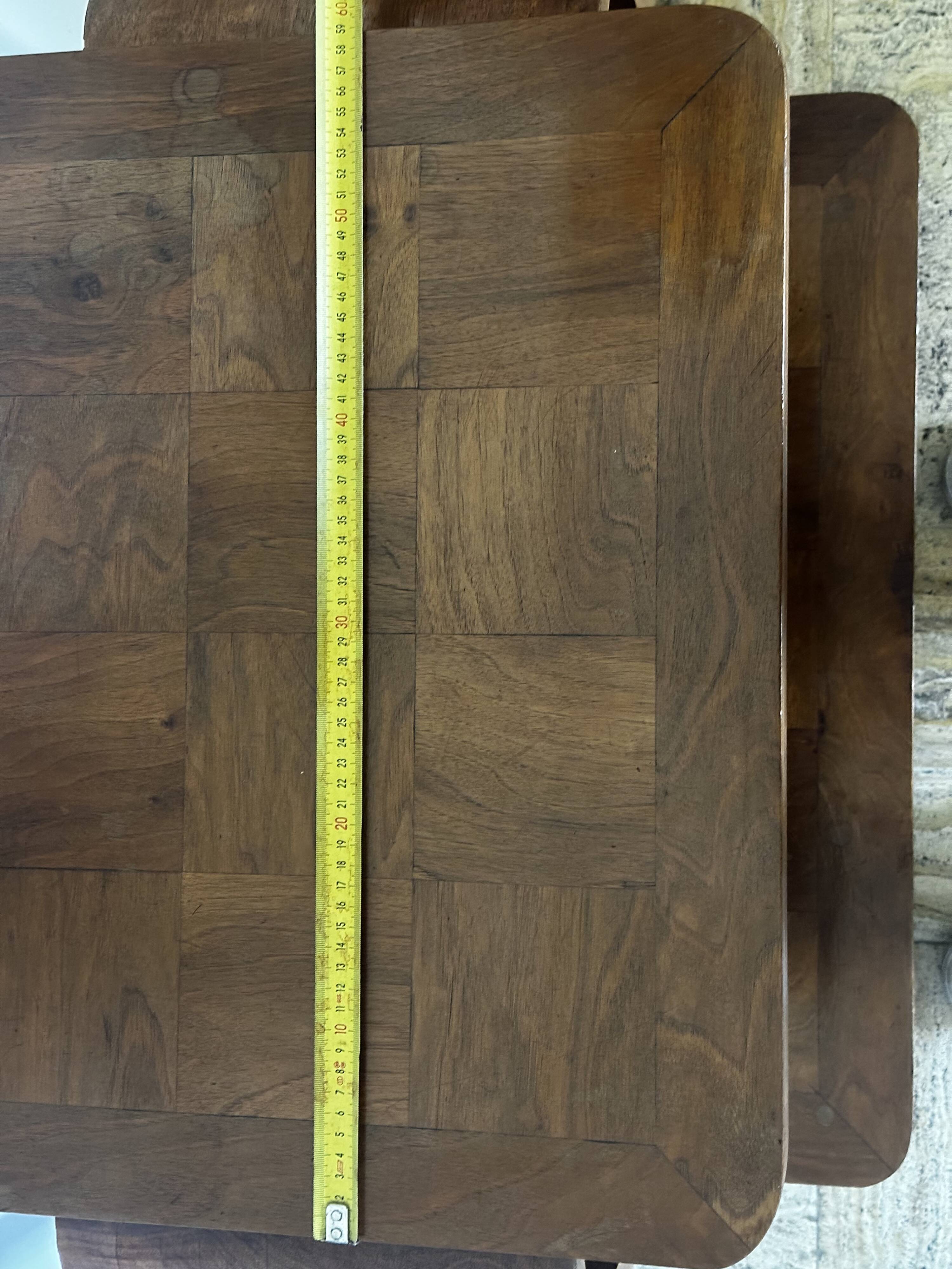 1930s Art Deco side table in marquetry walnut