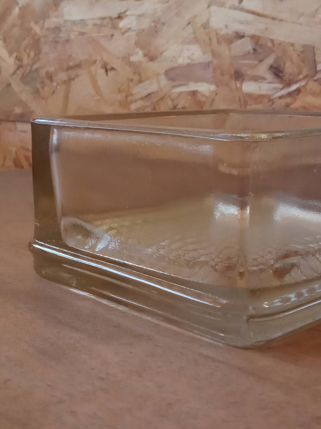 "1950" glass tiled pocket emptier
