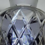 Carafe vintage en verre taillé
