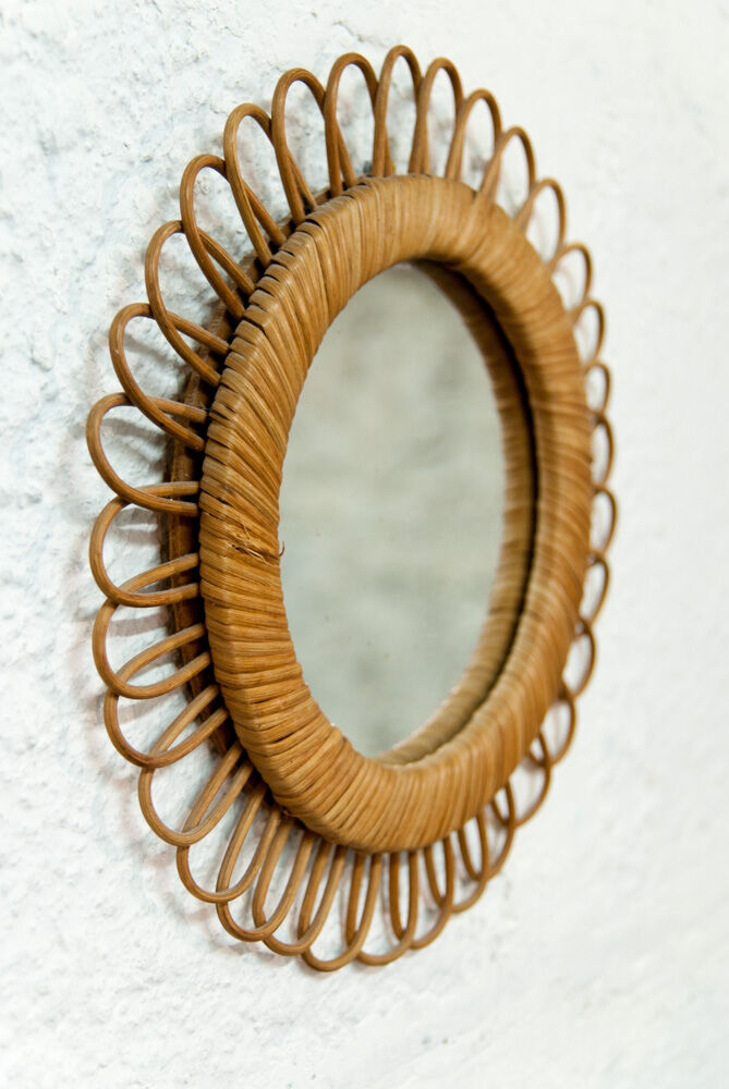 Sun rattan mirror 32x32cm
