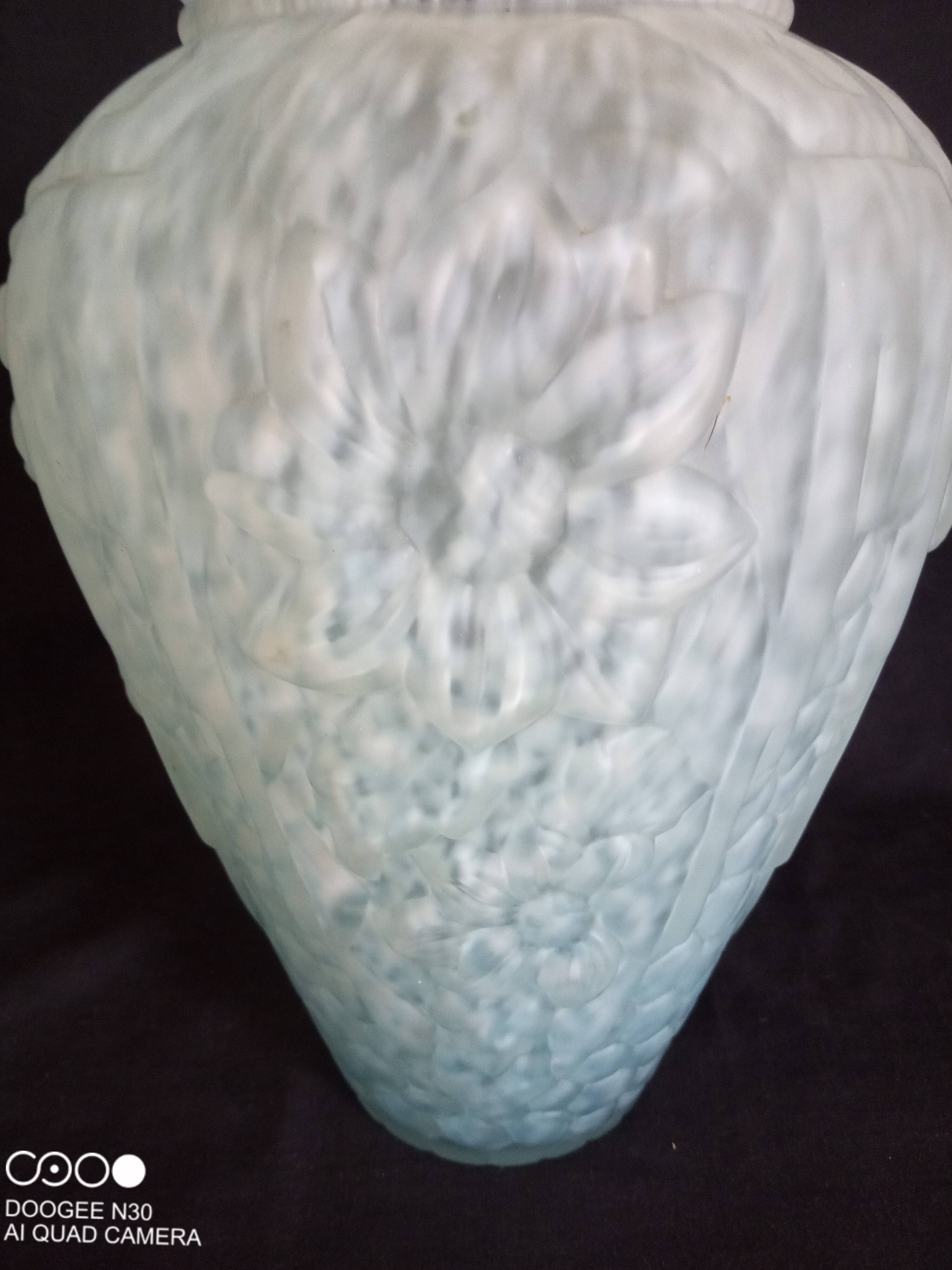 Art Deco vase in pressed molded glass paste, speckled blue color, h - 29