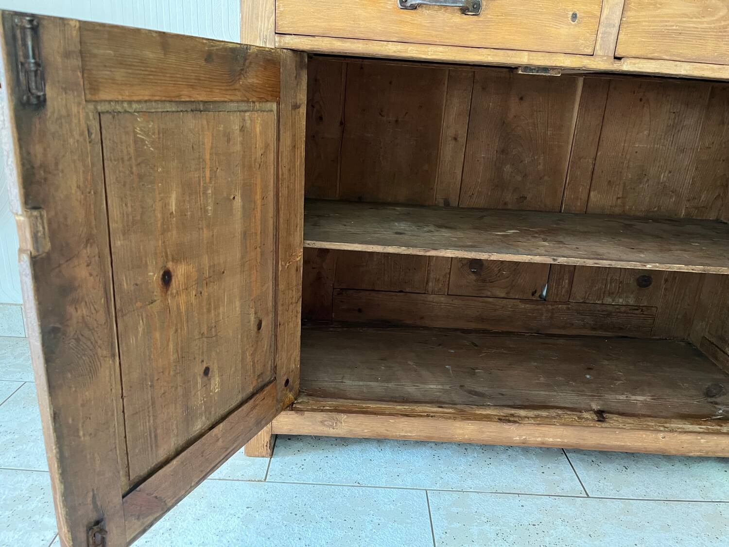 Antique dresser with glass doors and fleur-de-lys from the 50s