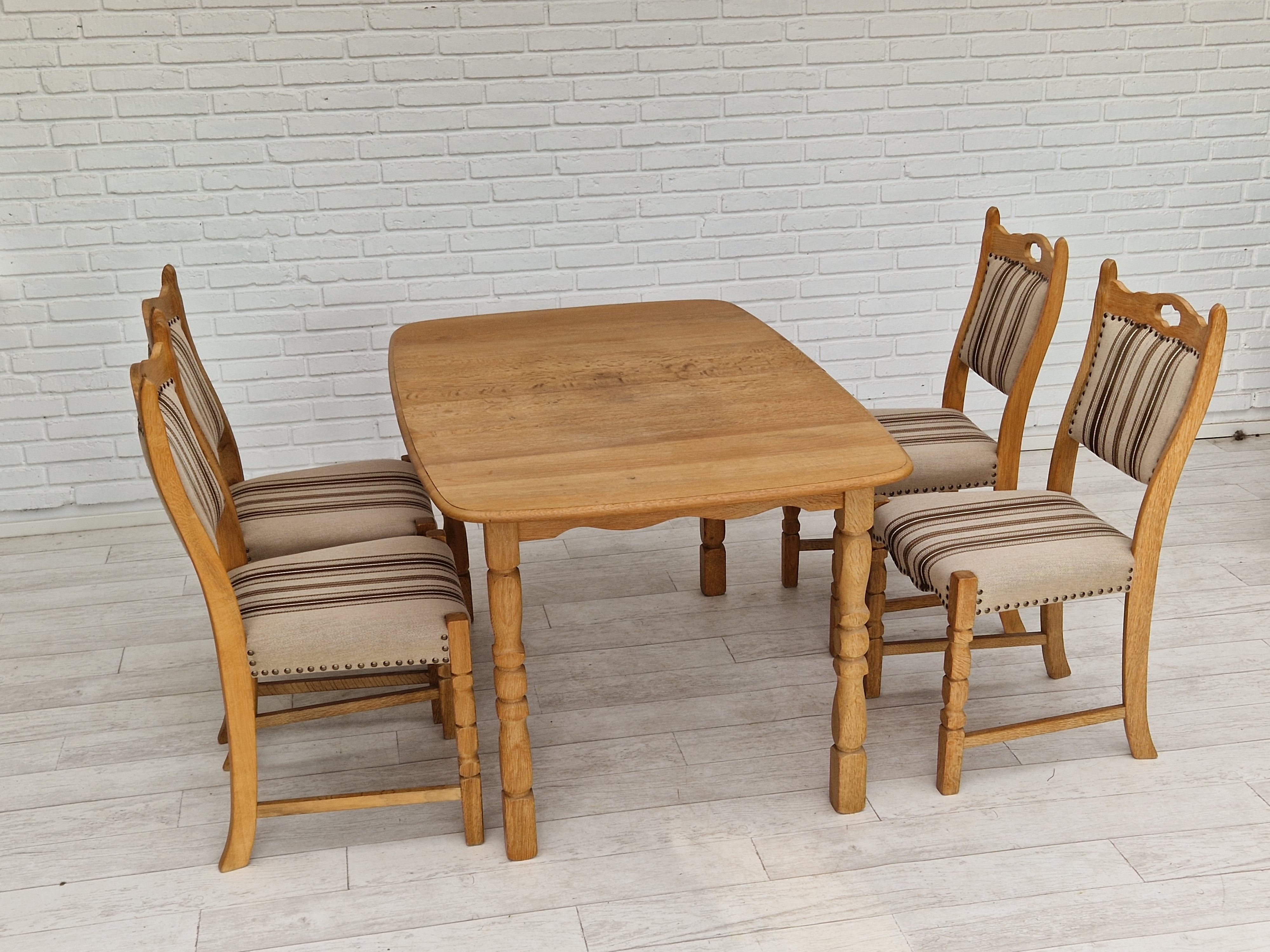 Danish dinning set of table and four chairs in oak and wool.