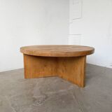 Round modernist coffee table, elm, 1950s.