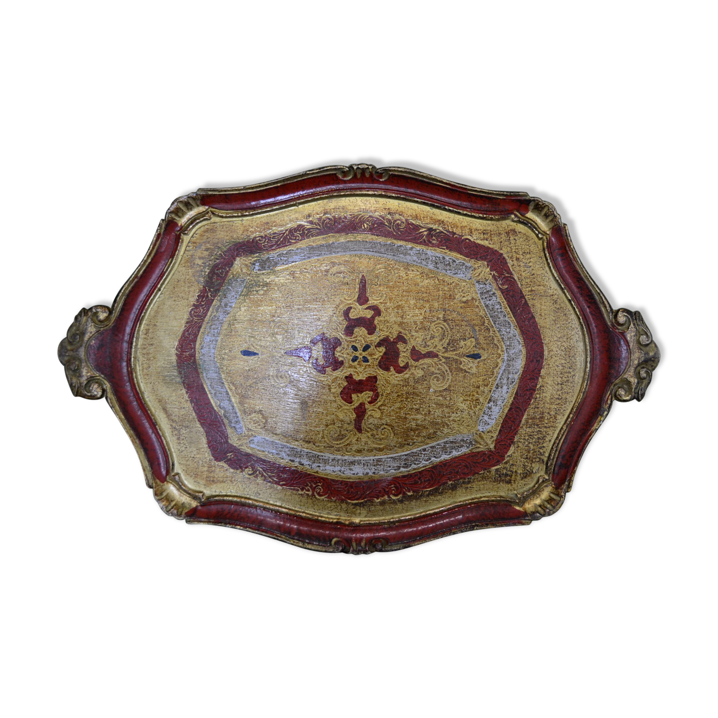 Florentine tray in red and gilded painted wood