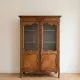 Vitrine en bois de merisier de style Régence