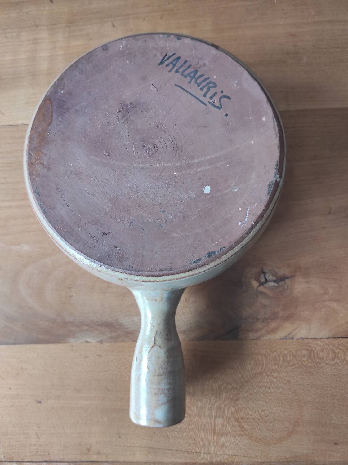 Glazed stoneware fondue pot