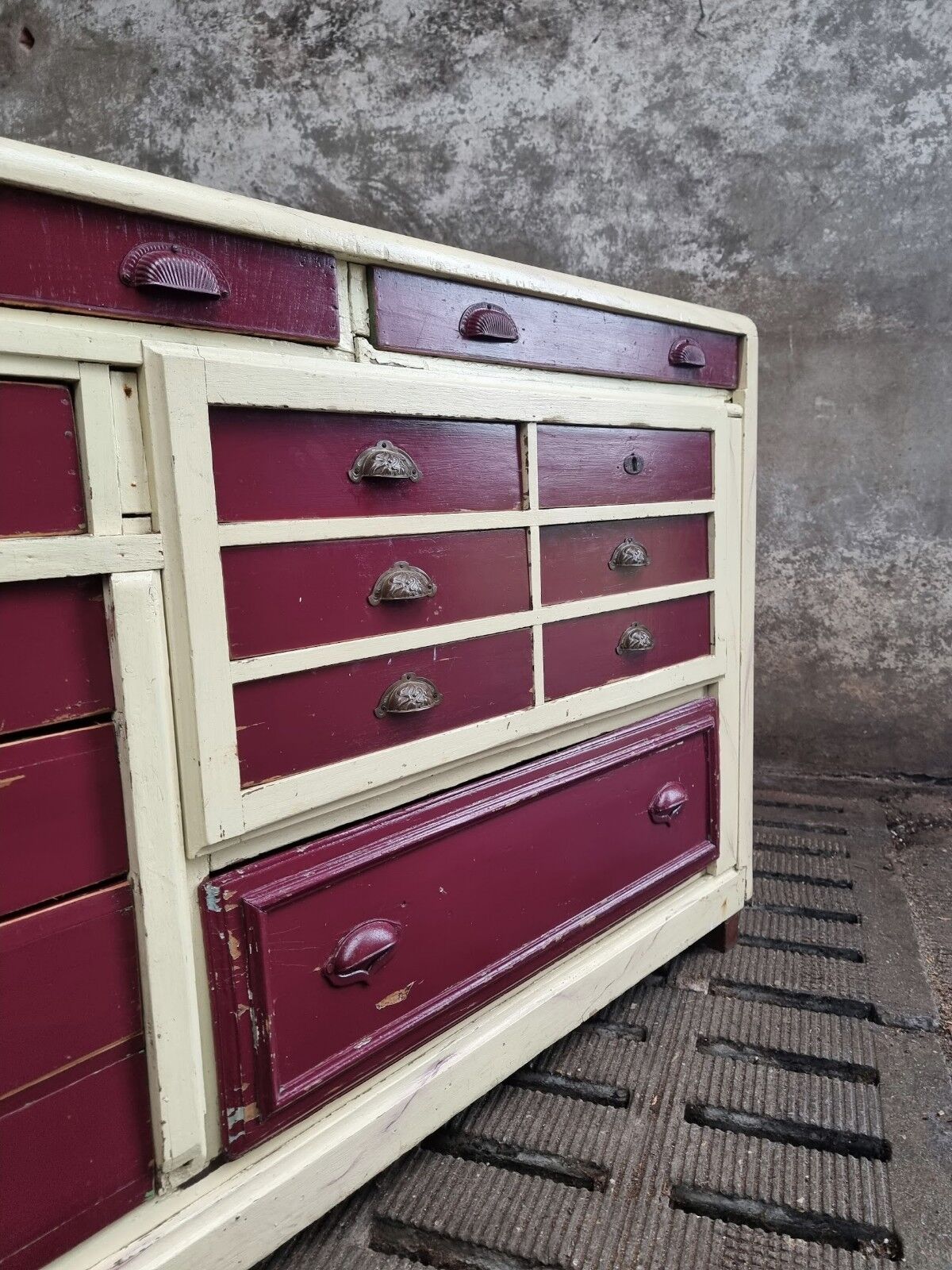 Antique counter drawercabinet