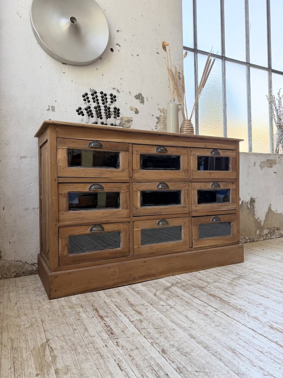 Grainetier meuble de métier en noyer 1950